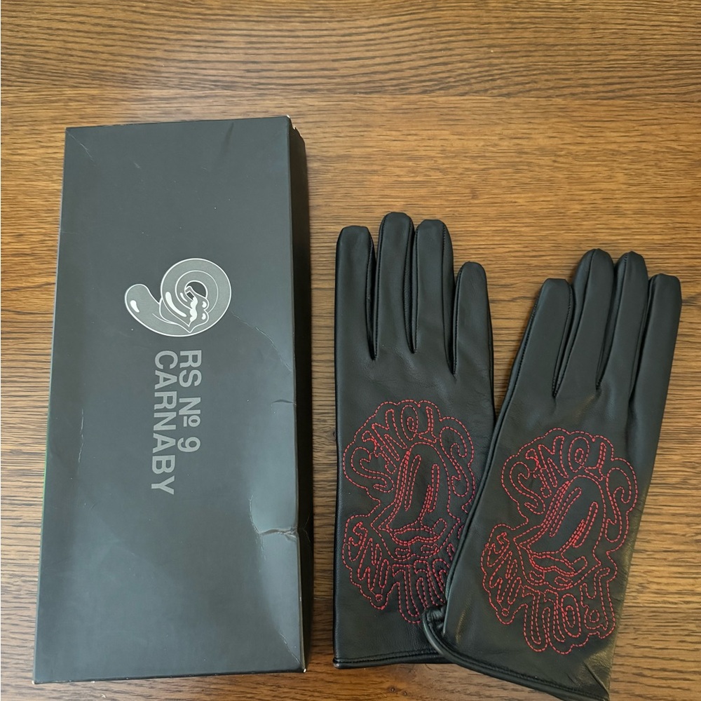 Leather Driving Gloves - Picture 3 of 5
